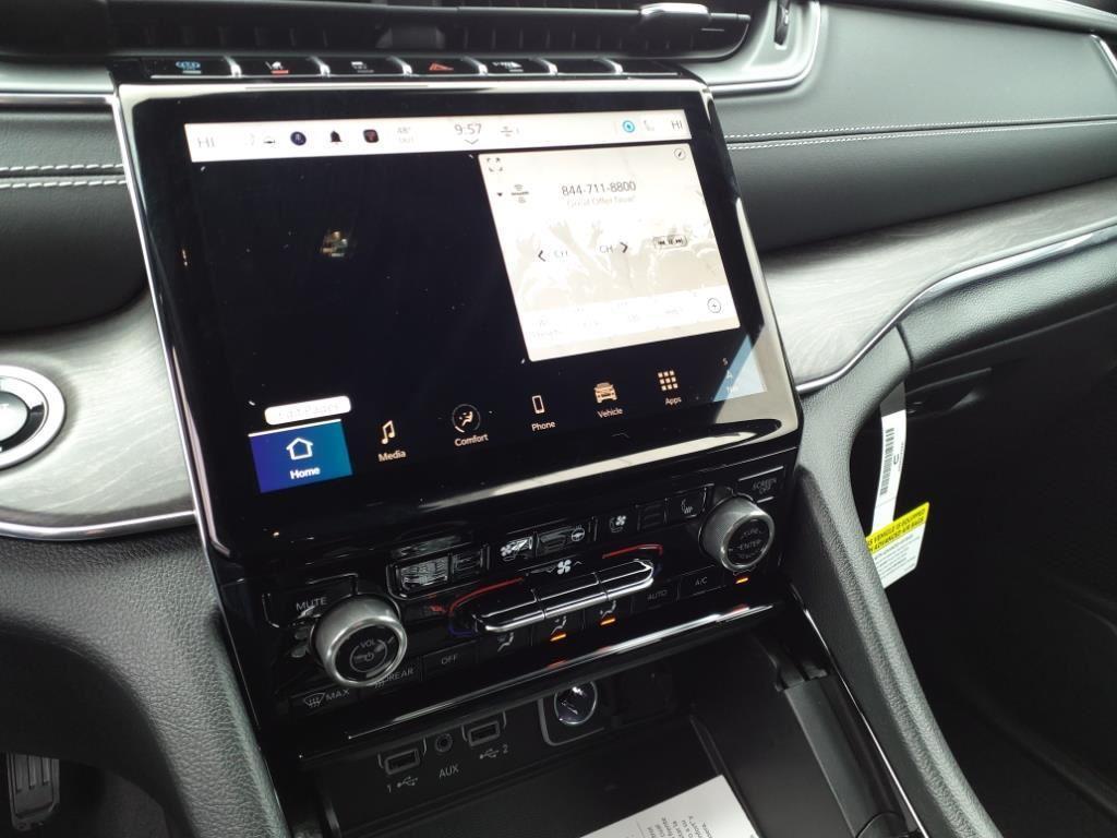 new 2024 Jeep Grand Cherokee 4xe car, priced at $68,175