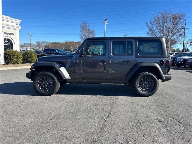 new 2025 Jeep Wrangler car, priced at $45,112