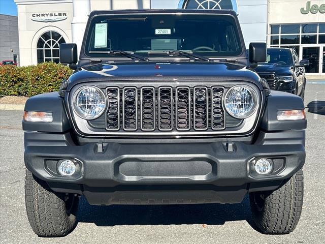 new 2025 Jeep Wrangler car, priced at $45,112