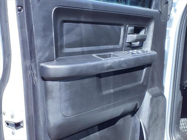 new 2024 Ram 2500 car, priced at $58,061