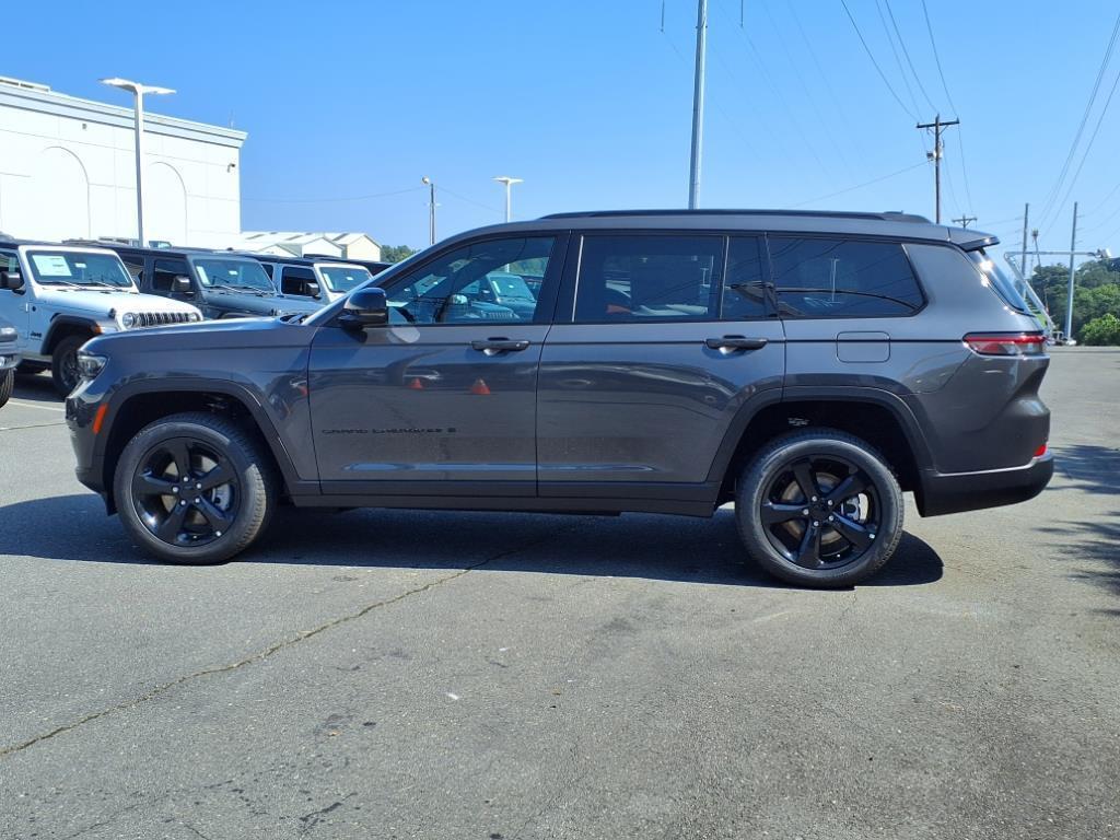 new 2025 Jeep Grand Cherokee L car, priced at $50,585