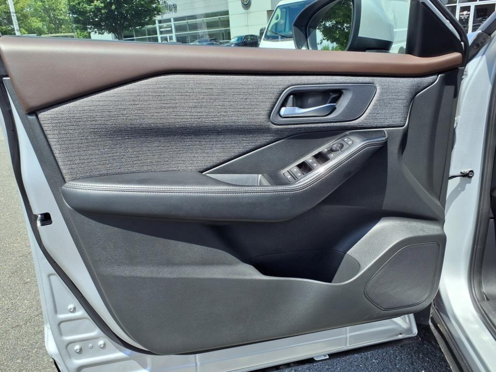 used 2023 Nissan Rogue car, priced at $20,987