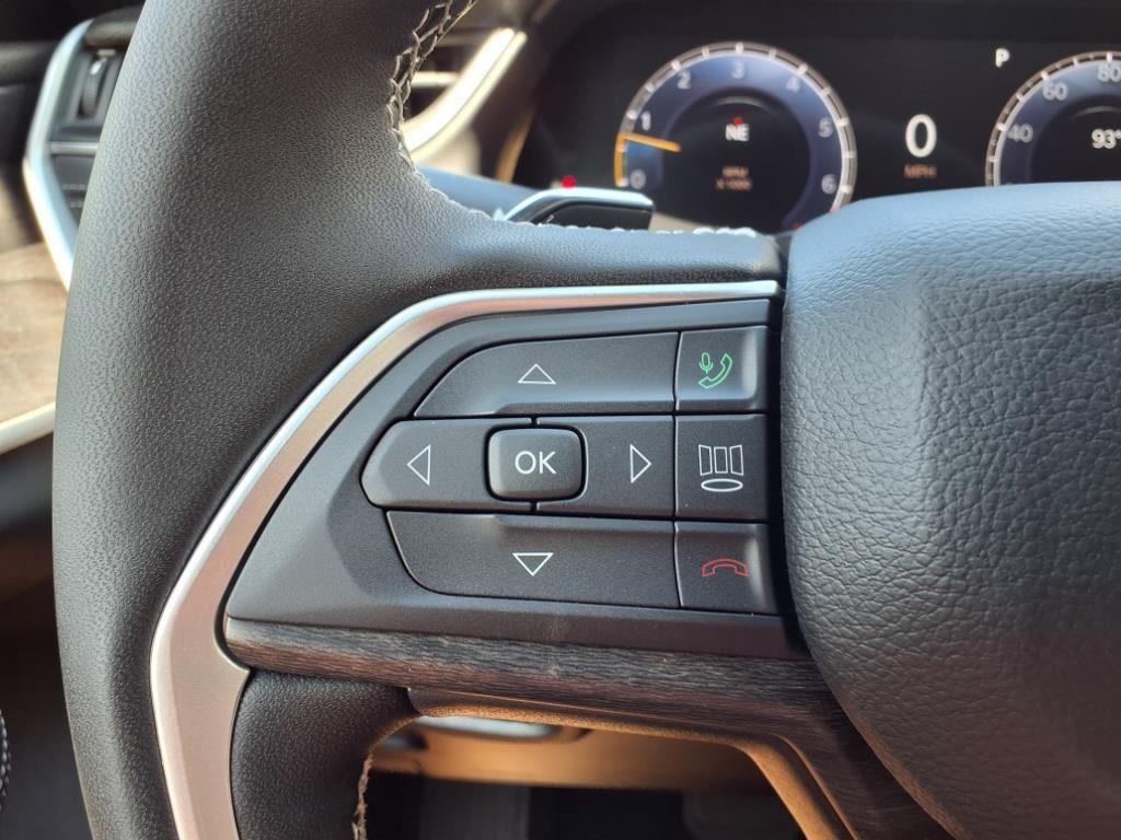 new 2025 Jeep Grand Cherokee L car, priced at $47,237