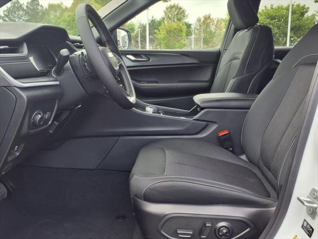 new 2025 Jeep Grand Cherokee L car, priced at $39,440
