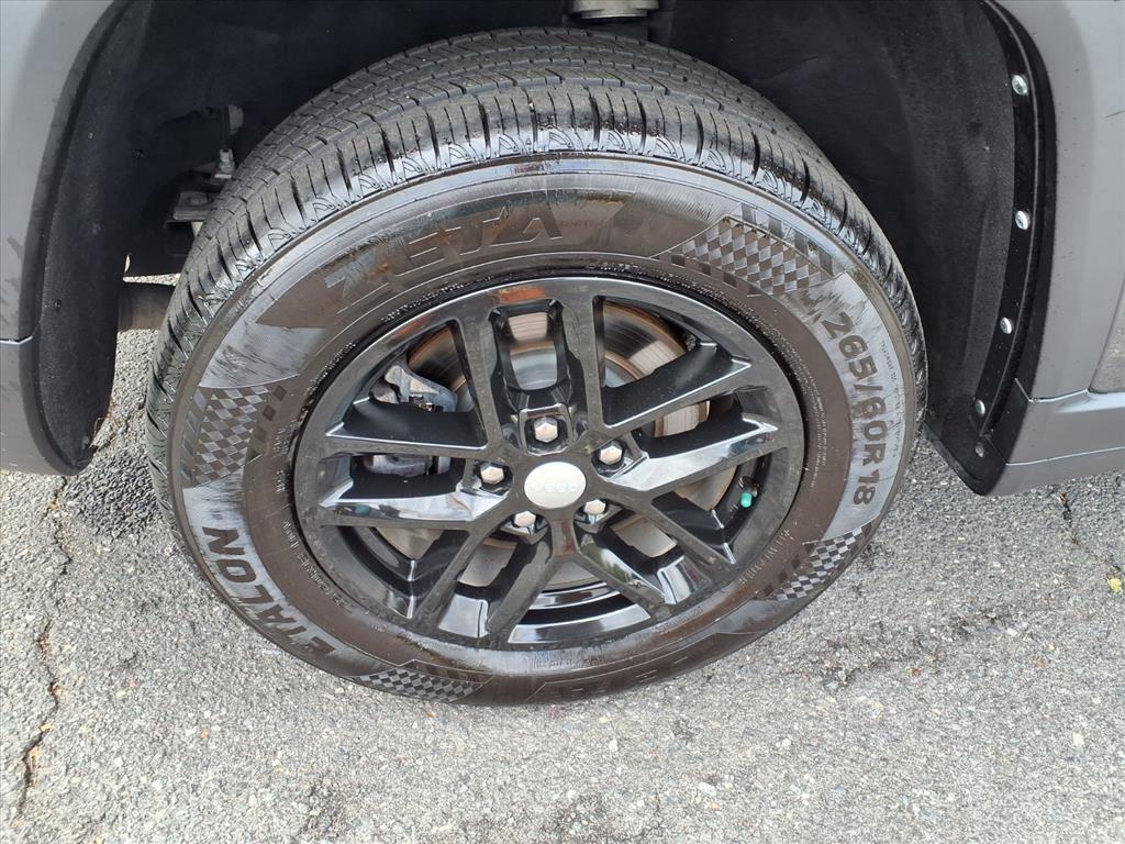 used 2022 Jeep Grand Cherokee L car, priced at $25,887