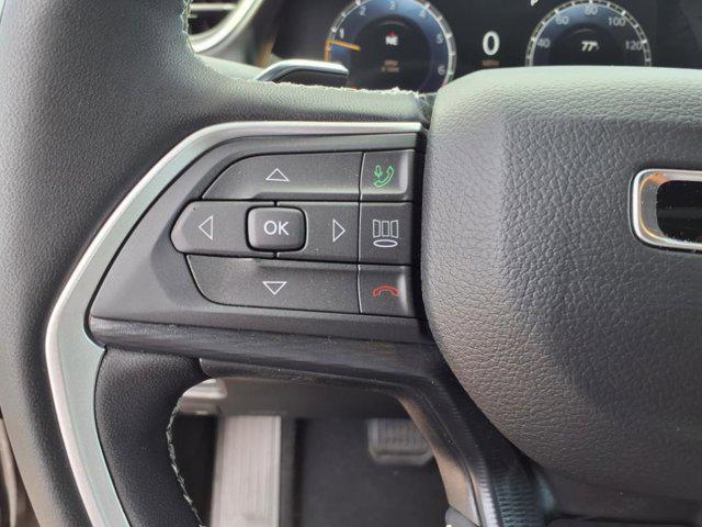 new 2025 Jeep Grand Cherokee car, priced at $45,645