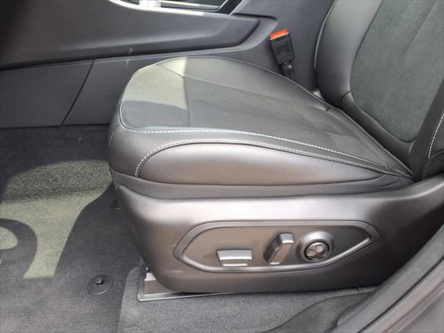 new 2025 Jeep Grand Cherokee car, priced at $44,600