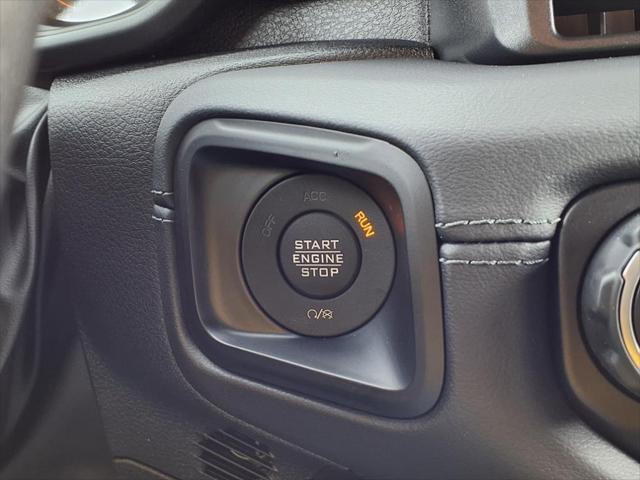 new 2025 Jeep Wrangler car, priced at $58,155