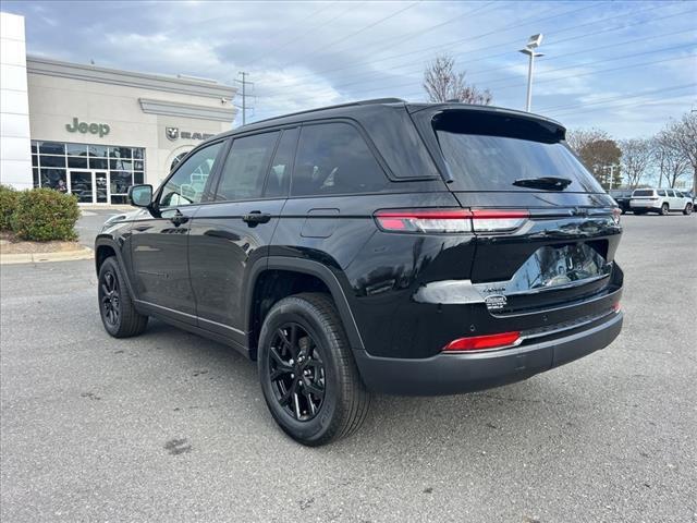 new 2025 Jeep Grand Cherokee car, priced at $41,083