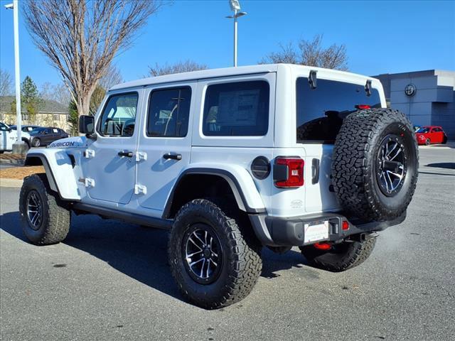 new 2025 Jeep Wrangler car, priced at $74,957