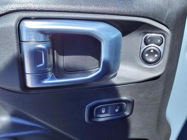 new 2025 Jeep Gladiator car, priced at $43,846