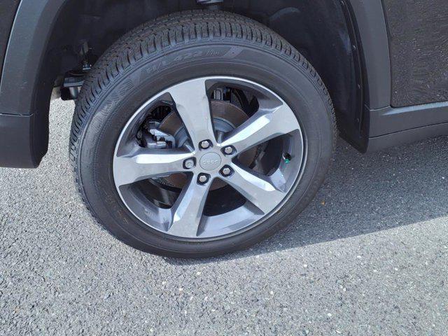 new 2025 Jeep Grand Cherokee car, priced at $50,646