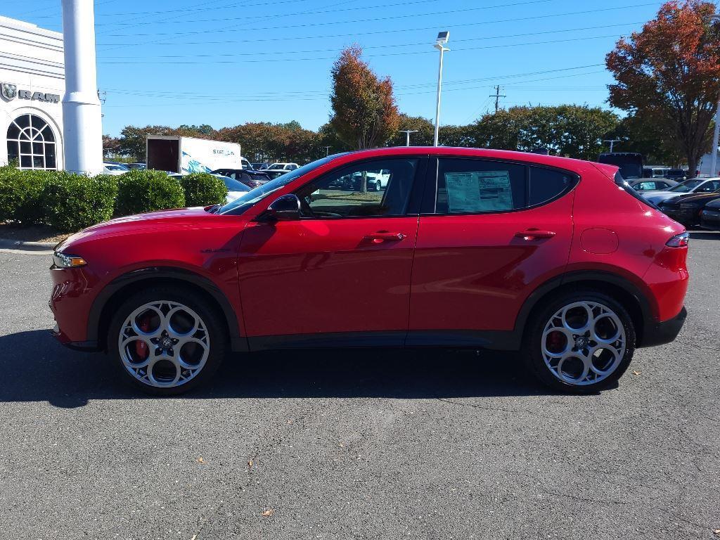 new 2024 Alfa Romeo Tonale car, priced at $39,540