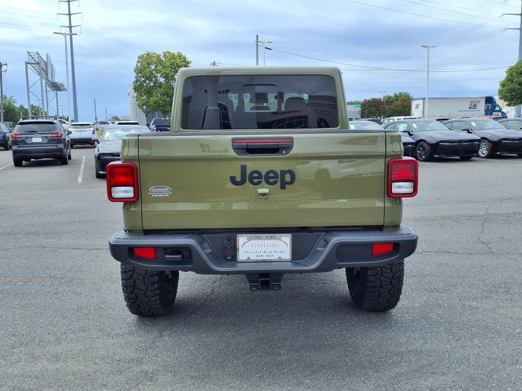 new 2025 Jeep Gladiator car, priced at $49,525