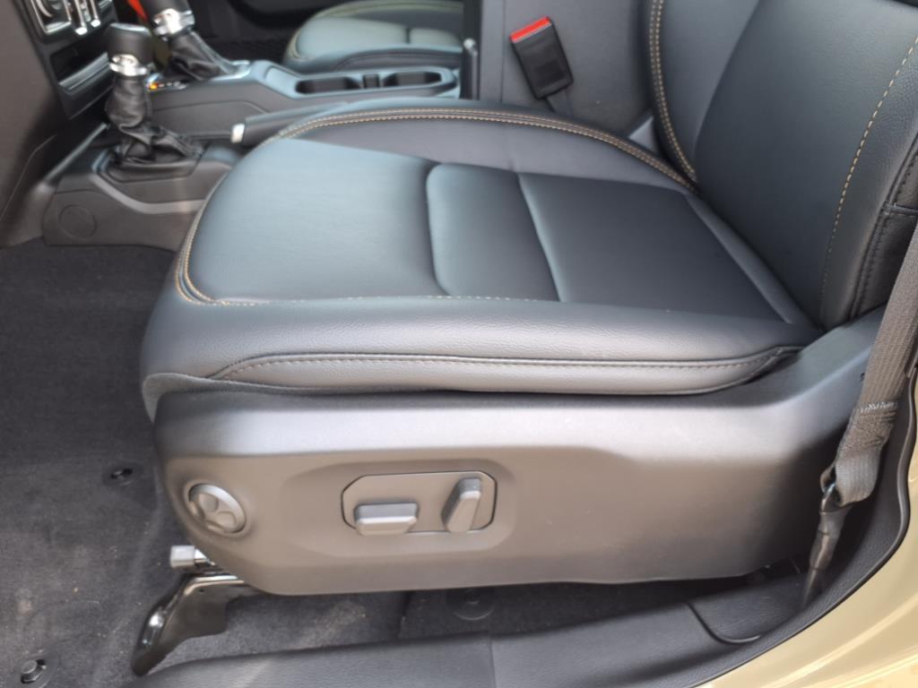 new 2025 Jeep Gladiator car, priced at $49,525