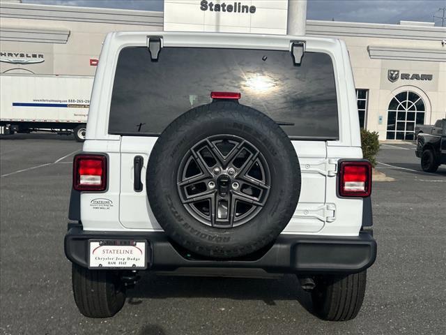 new 2025 Jeep Wrangler car, priced at $40,944