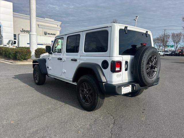 new 2025 Jeep Wrangler car, priced at $40,944