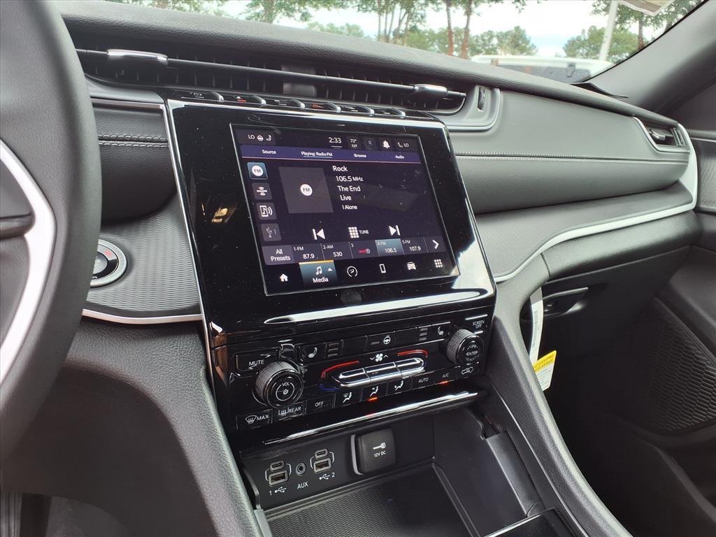 new 2025 Jeep Grand Cherokee car, priced at $42,364