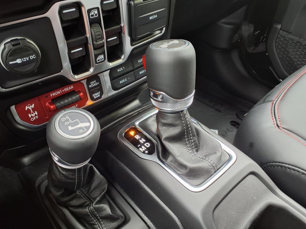 new 2025 Jeep Wrangler car, priced at $60,290