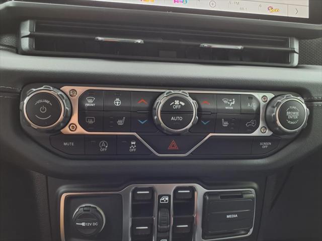 new 2025 Jeep Wrangler car, priced at $58,038
