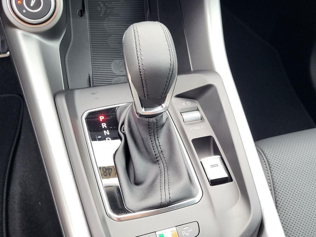 new 2024 Alfa Romeo Tonale car, priced at $39,945