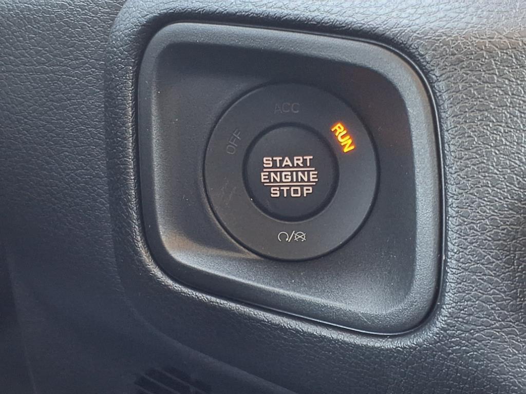 new 2025 Jeep Wrangler car, priced at $53,046