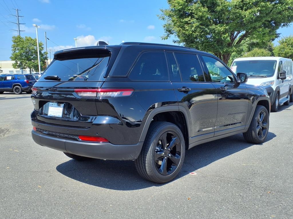 new 2025 Jeep Grand Cherokee L car, priced at $50,585