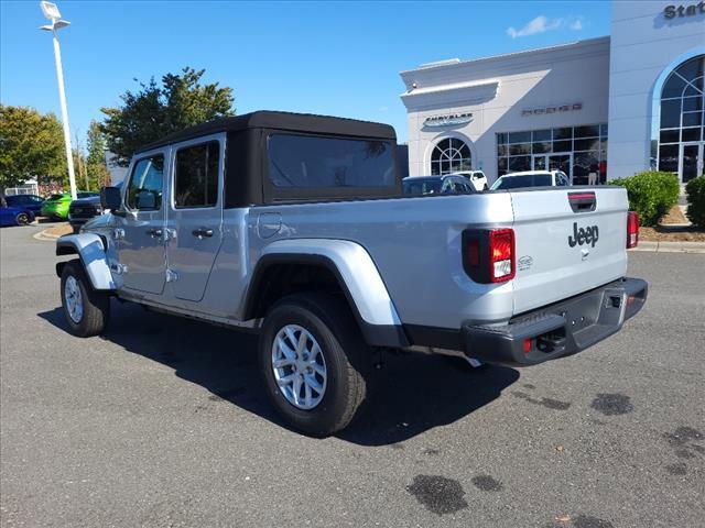 used 2023 Jeep Gladiator car, priced at $43,875