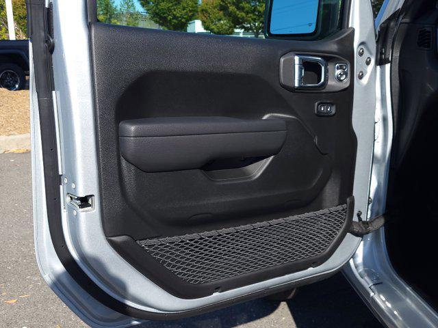 used 2023 Jeep Gladiator car, priced at $34,998