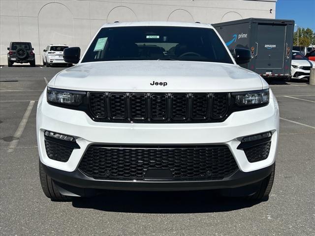 new 2025 Jeep Grand Cherokee car, priced at $54,865