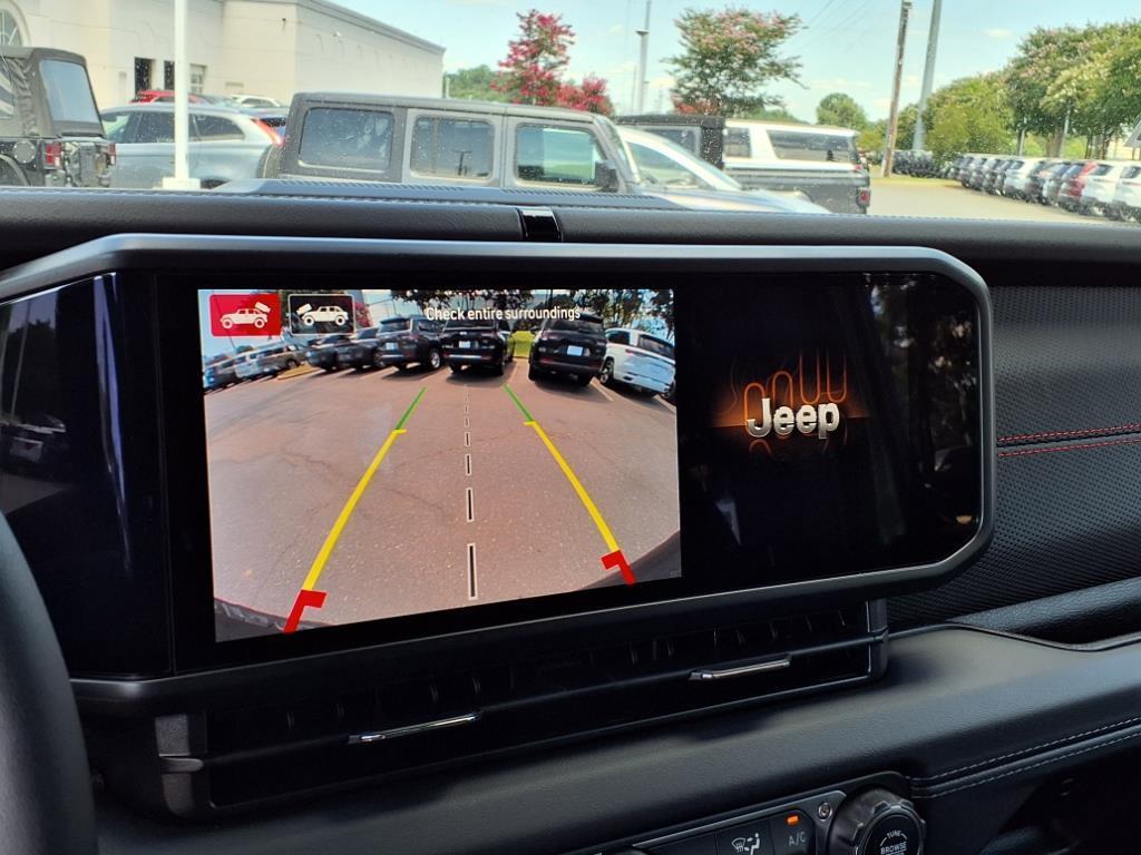 new 2025 Jeep Wrangler car, priced at $67,585