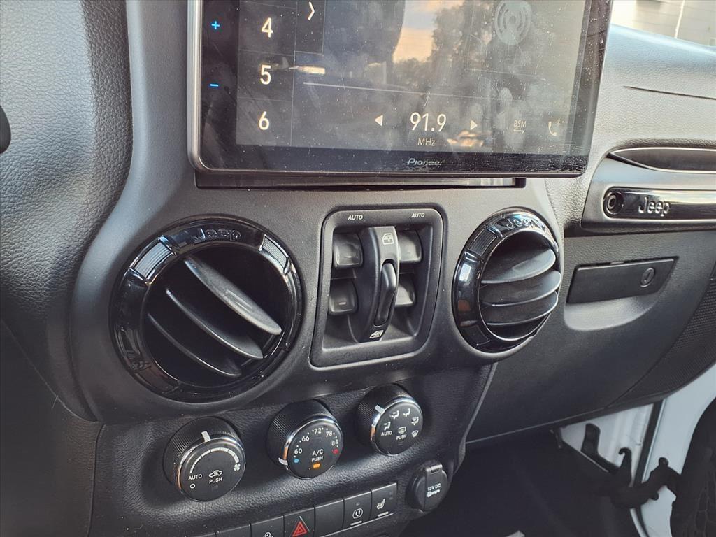 used 2015 Jeep Wrangler Unlimited car, priced at $19,999