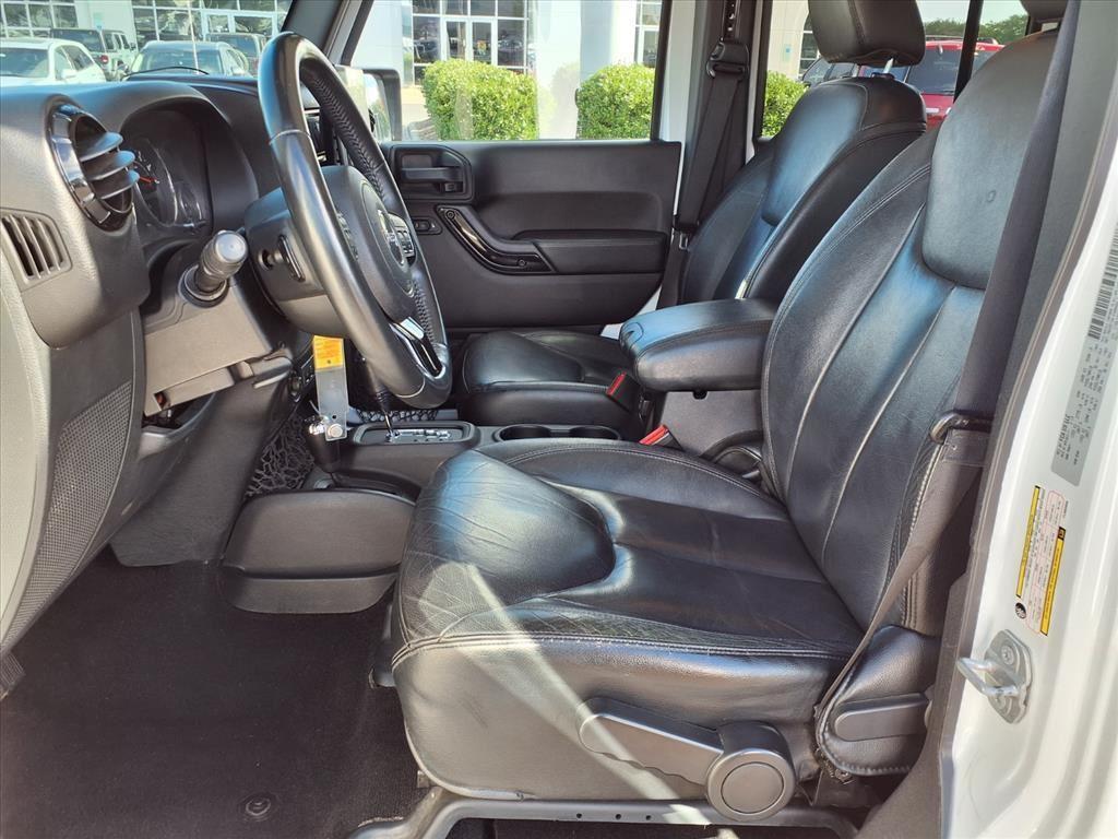 used 2015 Jeep Wrangler Unlimited car, priced at $19,999