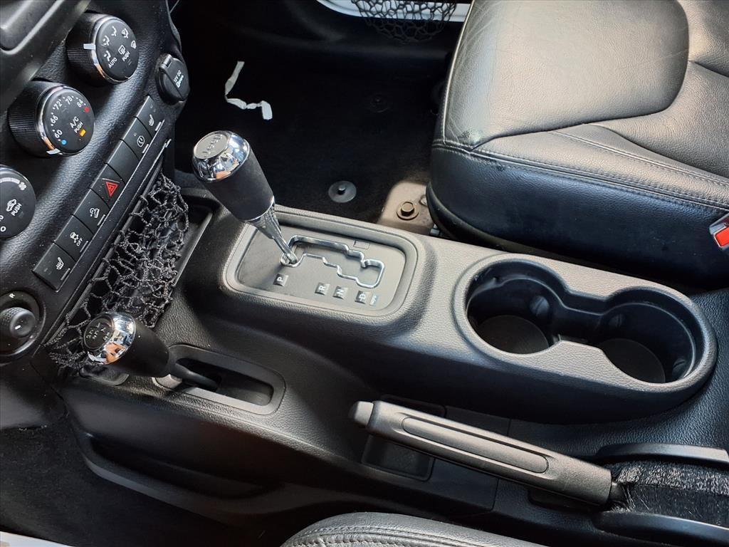 used 2015 Jeep Wrangler Unlimited car, priced at $19,999