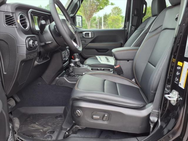 new 2025 Jeep Wrangler car, priced at $58,657