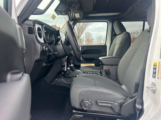 new 2025 Jeep Wrangler car, priced at $48,184