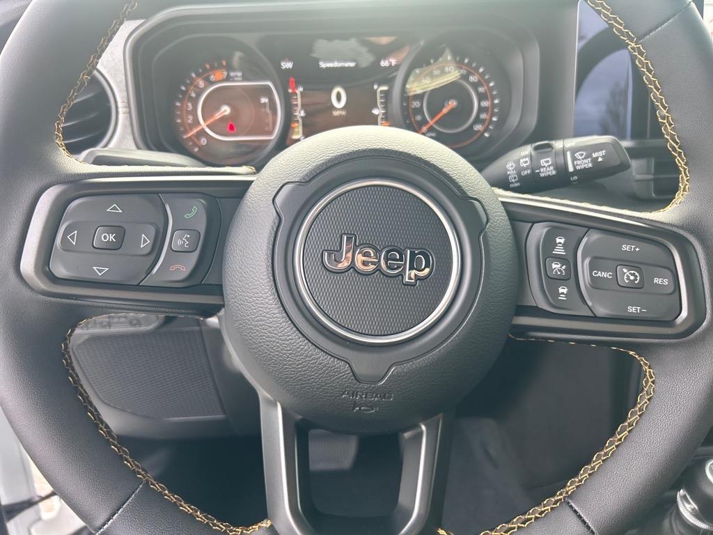 new 2025 Jeep Wrangler car, priced at $50,184