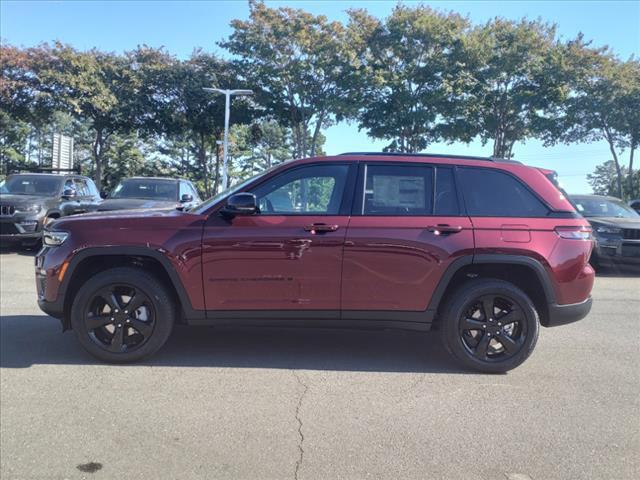 new 2025 Jeep Grand Cherokee car, priced at $55,460