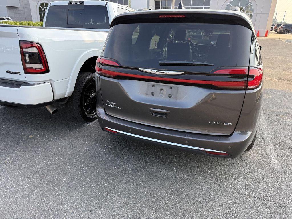 used 2023 Chrysler Pacifica car, priced at $30,998
