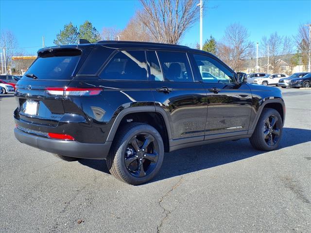 new 2025 Jeep Grand Cherokee car, priced at $50,742