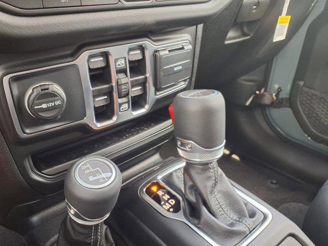 new 2025 Jeep Gladiator car, priced at $48,887