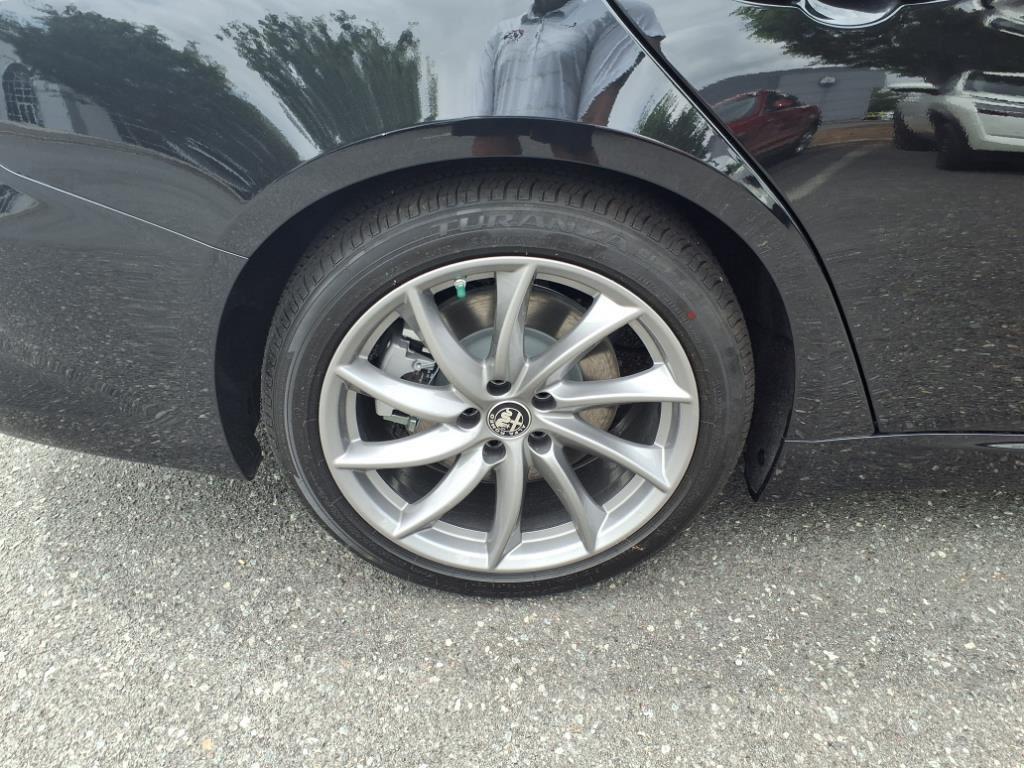 new 2025 Alfa Romeo Giulia car, priced at $42,983