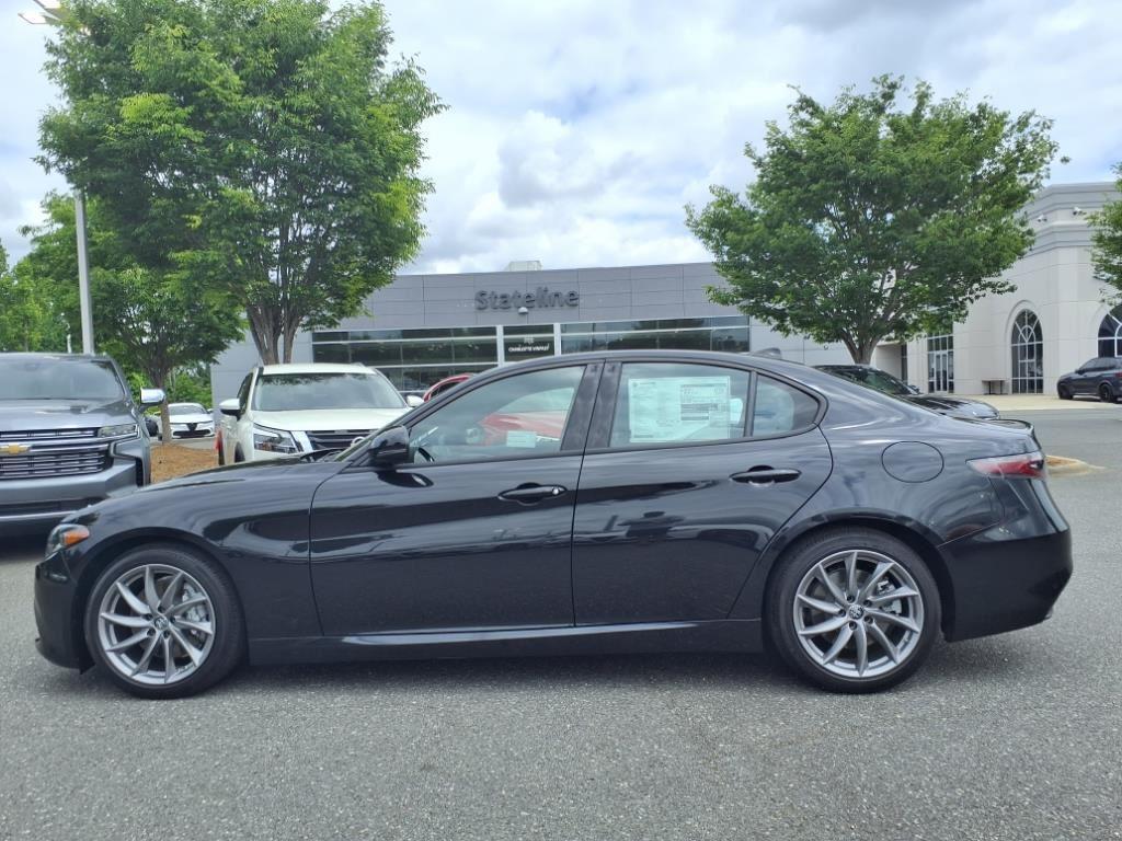 new 2025 Alfa Romeo Giulia car, priced at $42,983