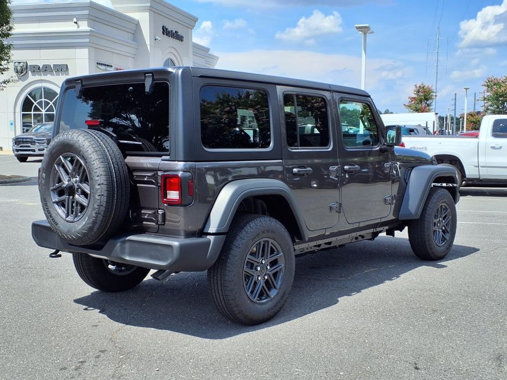 new 2025 Jeep Wrangler car, priced at $44,821