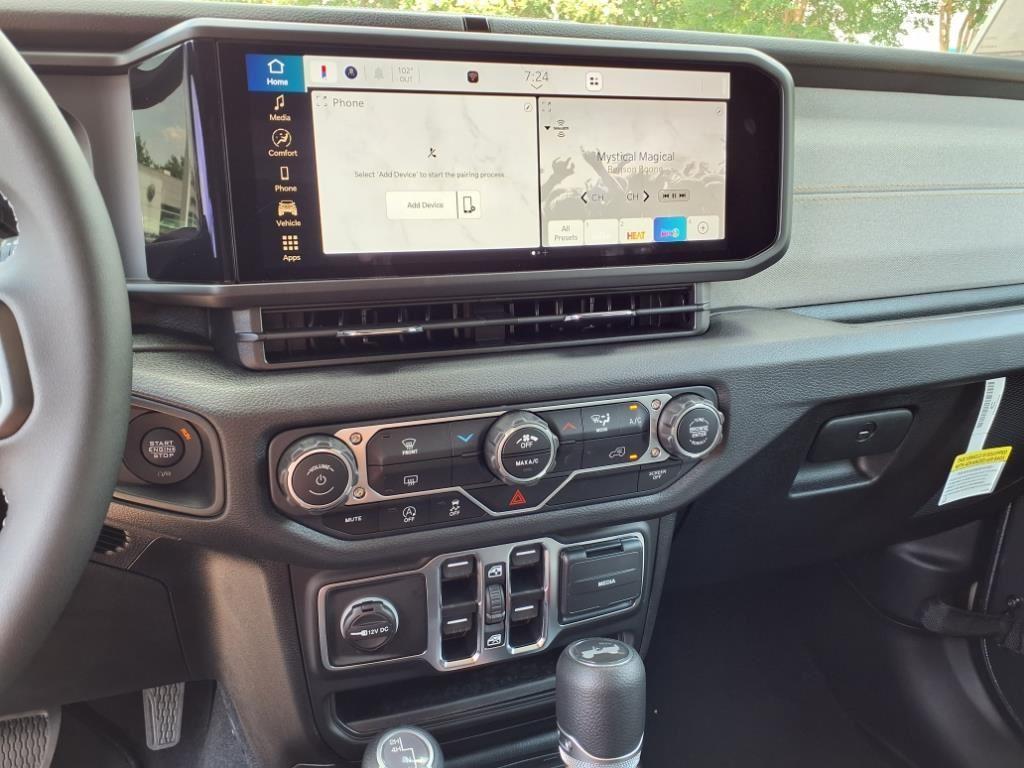 new 2025 Jeep Wrangler car, priced at $42,781