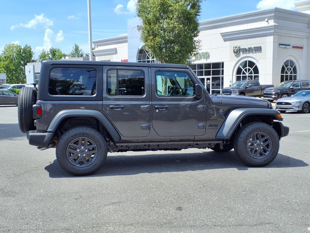new 2025 Jeep Wrangler car, priced at $44,821