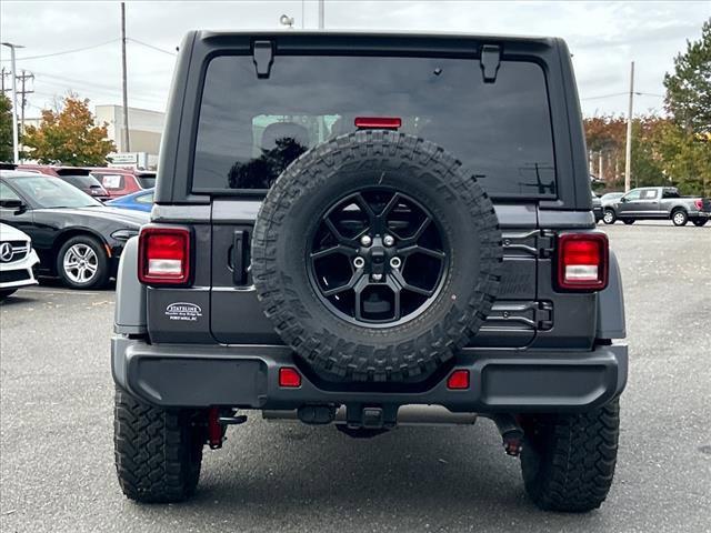 new 2025 Jeep Wrangler car, priced at $42,731