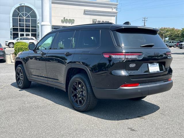 new 2024 Jeep Grand Cherokee L car, priced at $47,054