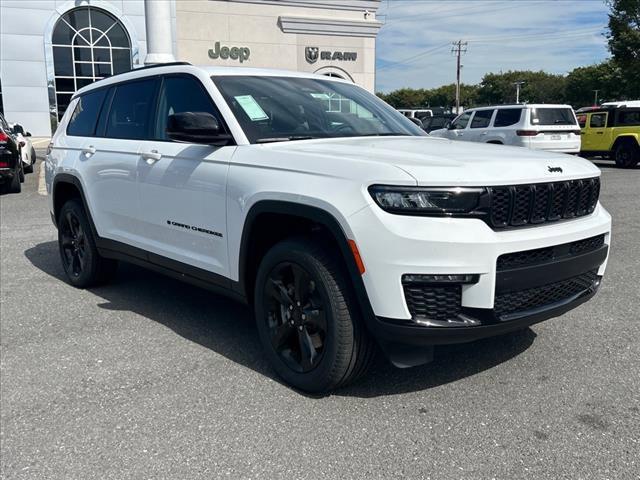 new 2025 Jeep Grand Cherokee L car, priced at $54,040