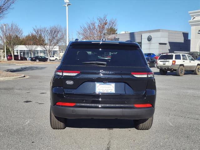 new 2025 Jeep Grand Cherokee car, priced at $47,934